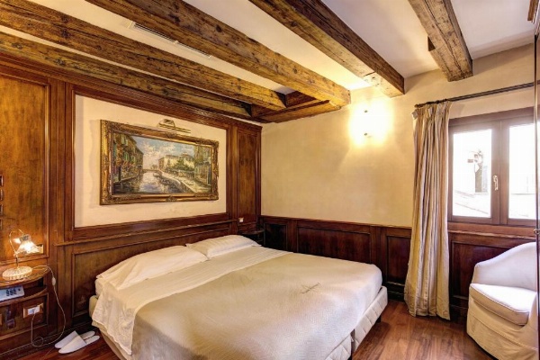 Palazzo La Scala image 12